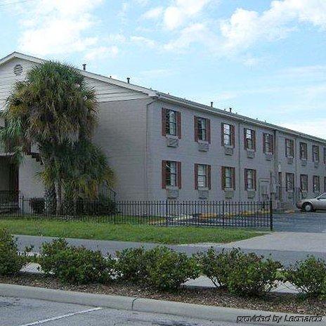 Relax Inn Lakeland Exterior photo