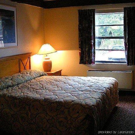 Relax Inn Lakeland Room photo