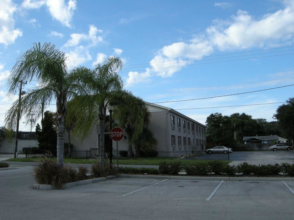 Relax Inn Lakeland Exterior photo